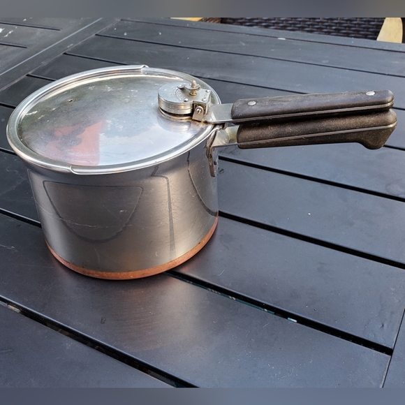 Vintage Revere Ware Pressure Cooker Copper Bottom 4 Qt - Picture 1 of 7